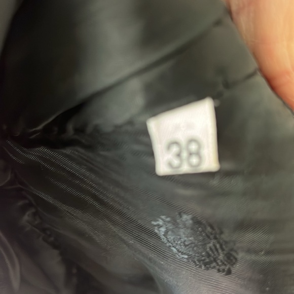 •VINTAGE VERSACE COUTURE BLAZER•🍒AS IS🍒 - Picture 9 of 15